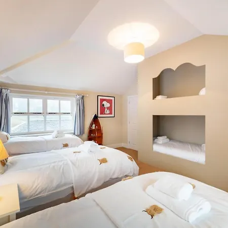 5 Bed In Oc-lr047 *