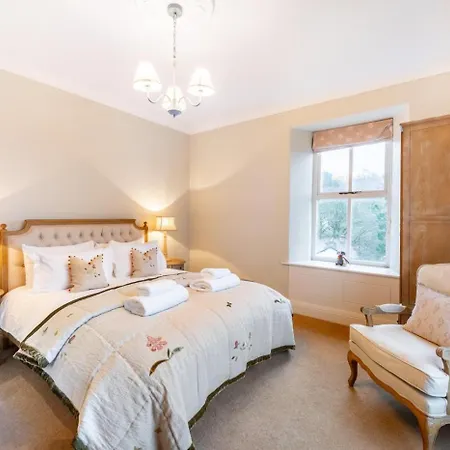 5 Bed In Oc-lr047 Дом отдыха